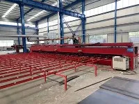 ماكينة لحام الألواح الأوتوماتيكية